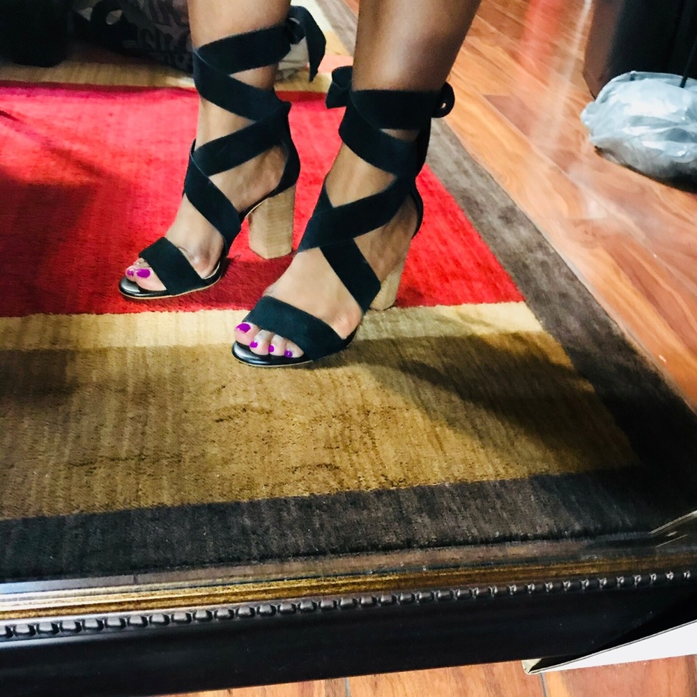 Gianni Bini Ankle Strap Sandals (Black)